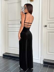 SHEIN Unity 天鹅绒露背简约直腿黑色连体裤