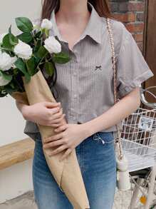 DAZY Women's Bow Embroidered Turndown Collar Loose Short Sleeve Blouse, Spring/Summer - Black and White - View 5