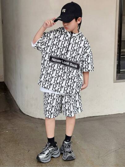 SHEIN Tween Boys 2 Pieces Set: Lightweight Allover Print Letter Zip-Up Hoodie Jacket And Shorts, Casual Outdoor, School, Street, Party, Home Wear, Suitable For Autumn, Spring, Summer