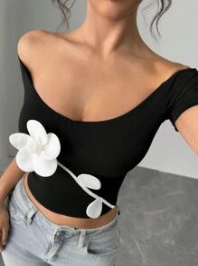 Firerie 节日和假期优雅撞色 3D 花卉露肩 V 领短袖紧身 T 恤，工作和度假时尚，春夏