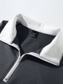 Manfinity EMRG 男士字母印花撞色短袖休闲 Polo 衫 - 深灰色 - 查看 5