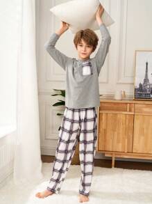 SHEIN Tween Boy Urban Casual Plaid Pattern Straight Pajama Pants And Round Neck Long Sleeve Pocket Graphic T-Shirt Loose Comfortable 2 Pieces Sleepwear Set - Grey - View 3