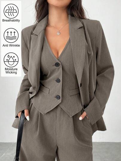 SHEIN EZwear Plus Size Women Black Old Money Printed Winter Jacket With Vest & Casual Suit 3-Piece Set Fall