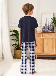SHEIN Tween Jungen Urban Lässig Set aus Rundhals-Langarmshirt mit halbem Patte und karierter Schlafanzughose, 2 Stücke