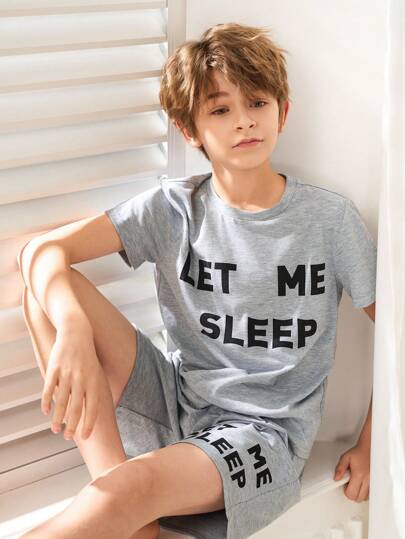 SHEIN 2pcs Tween Boys Casual Letter Print Round Neck Short Sleeve Tee And Shorts Loose Comfortable Pajama Set