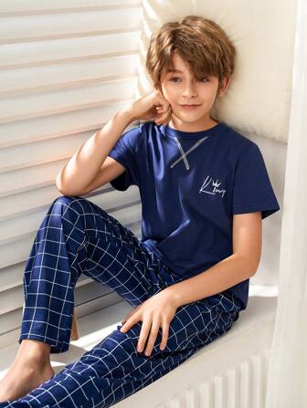SHEIN 2pcs Tween Boys Casual Letter Embroidery Crew Neck Short Sleeve T-Shirt & Plaid Pattern Loose Fit Pajama Pants Sleepwear Set