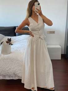 DAZY 2 件套女士套装：纯色单排扣背心和亚麻褶皱 A 字裙