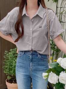 DAZY Women's Bow Embroidered Turndown Collar Loose Short Sleeve Blouse, Spring/Summer - Black and White - View 4