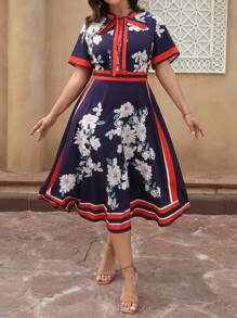 SHEIN Clasi Robe d'été casual pour femmes grandes tailles, à manches courtes, avec nœud papillon, imprimé floral multicolore. Élégante et rafraîchissante, vêtement décontracté. Robe longue de soirée élégante. Style de robe de ville pour femmes. Tenues d'été pour femmes. Saint-Patrick, tenues de rave, tenues de festival de printemps, style bohème de la Saint-Patrick - Multicolore - Voir 5