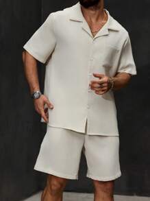 Manfinity Homme Plus Size Men Solid Color Short Sleeve Single-Breasted Pocket Shirt And Shorts Casual Suit