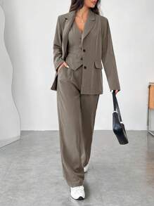 SHEIN EZwear Plus Size Women Black Old Money Printed Winter Jacket With Vest & Casual Suit 3-Piece Set Fall