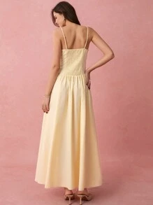 Enchnt Spring And Summer Romantic Ladies Yellow Delicate Lace Pleated Waist Spaghetti Straps Dress, Sweet And Elegant Sundress, Suitable For Wedding Season, Holidays, Vacation, Sweet Date, Daily Commuting And Graduation Season, Ladies Summer Clothing, Elegant Dress