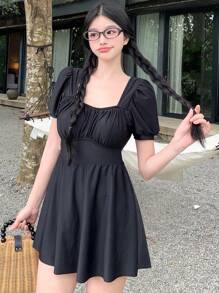 DAZY Costume da bagno monopezzocon maniche a palloncino, schiena aperta e laccetti, bicolore, casual, adatto per l'estate e le vacanze al mare - Bianco e nero - Visualizzare 4