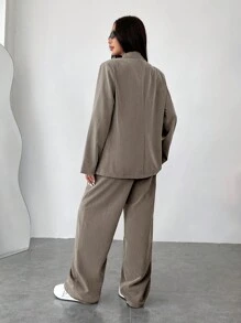 SHEIN EZwear Plus Size Women Black Old Money Printed Winter Jacket With Vest & Casual Suit 3-Piece Set Fall