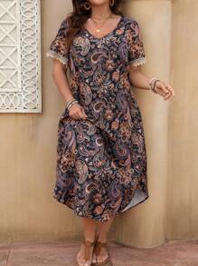 Breezaya 大码女式情人节花卉印花拼布蕾丝边常规版型 V 领短袖凉爽连衣裙、减压装、优雅时尚、夏季家居服、春假节日波西米亚风 - 彩色 - 查看 3