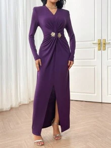 Modelyn Women's Solid Color V-Neck Long Sleeve Pleated Slit Hem Arabian Dress - Purple - View 3