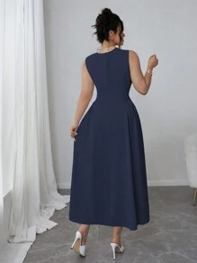 Elenzga 加大码女式纯色圆领褶皱无袖优雅连衣裙长款女装 - 藏蓝色 - 查看 2