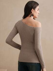 Anewsta Women's Fitted Floral Embroidered & Studded Shoulder Cut-Out Slim Fit Ribbed Knit T-Shirt Top, Autumn/Winter - Coffee Brown - View 5