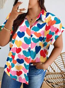 Calvaya Blusa de manga corta con botones, estampado de corazones de amor, para talla grande, para verano