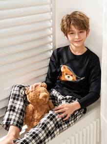 SHEIN Bộ 2 món/Bộ áo thun dài tay cổ tròn in hình gấu hoạt hình cho bé trai và quần ống đứng họa tiết kẻ caro, bộ đồ ngủ thoải mái và giản dị - Màu xanh hải quân - Xem 5