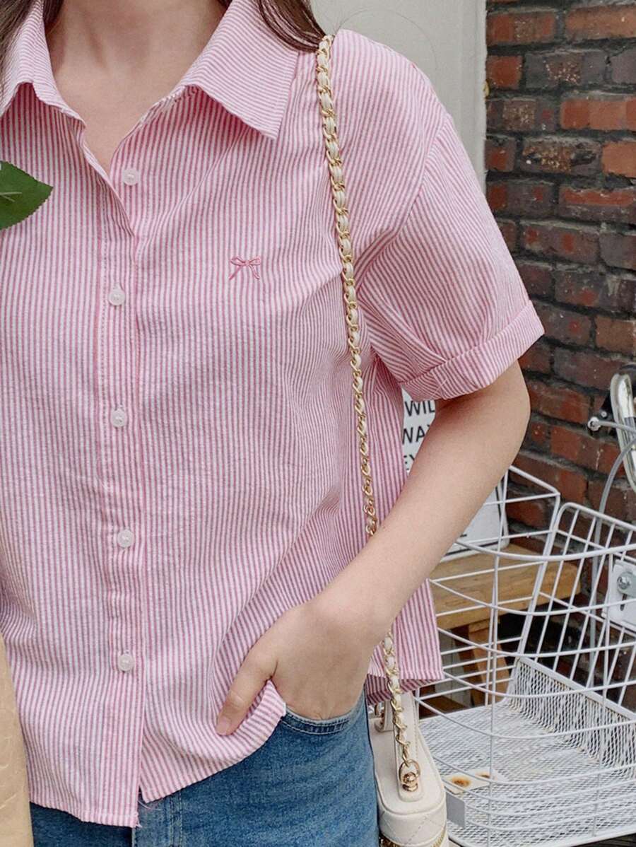 DAZY 女士蝴蝶结刺绣翻领宽松短袖衬衫，春夏