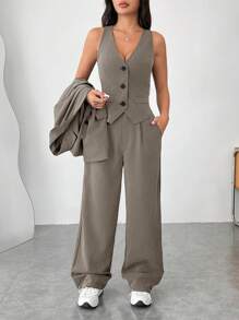 SHEIN EZwear Plus Size Women Black Old Money Printed Winter Jacket With Vest & Casual Suit 3-Piece Set Fall