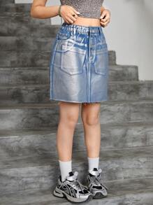 SHEIN 牛仔少女 Y2K 都市街头时尚波西米亚银色压花细节牛仔半身裙，弹性腰带和经典五口袋设计。时尚别致 - 中等水洗藍 - 查看 4