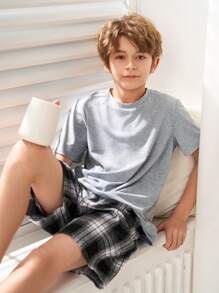 SHEIN Tween Boy 4pcs Set Minimalist Casual Round Neck Short Sleeve T-Shirt & Plaid Shorts Pajamas, Loose & Comfortable - Black and White - View 3