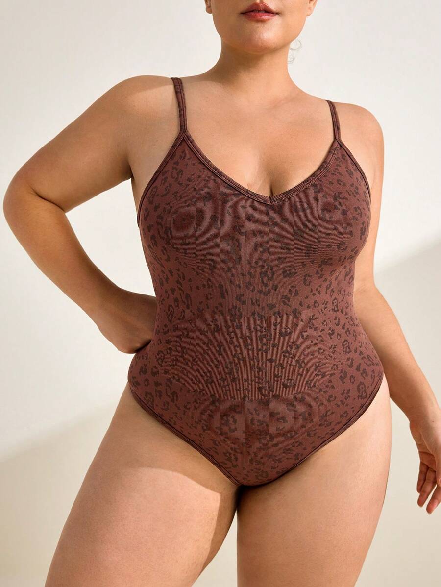 Easithlete Plus Size Women Leopard Print Seamless One-Piece Jumpsuit, Winter - Multicolor - View 1