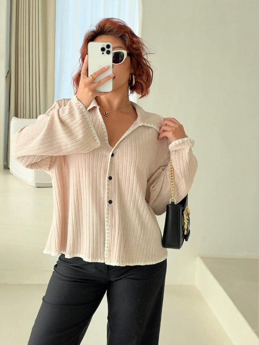 SHEIN Frenchy Plus Size Casual Elegant Contrast Color Trim Collared Open Front T-Shirt - Apricot - View 1