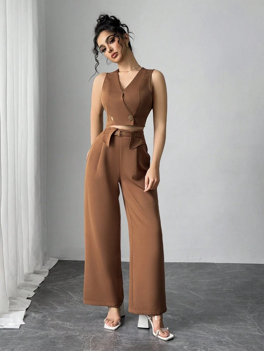 Modelyn 2 Stücke Damen Set aus einfarbiger knopfverschlossener ärmellose Bluse und langer Hose - Braun - Übersicht 1