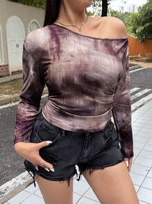 SHEIN EZwear Plus Size Asymmetrical Neck Print Long Sleeve Tops, Autumn/Winter - Khaki - View 1