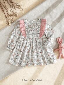 Cozy Pixies Babymeisjesjurk met ditsy bloemenpatchwork, geplooide kraag, lange mouwen en getailleerde taille
