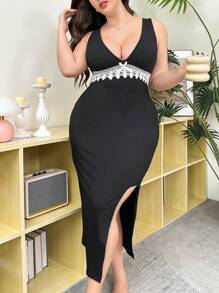 Contrast Color Lace Trim Deep V-Neck High Slit Sexy Plus Size Nightgown - Black - View 2