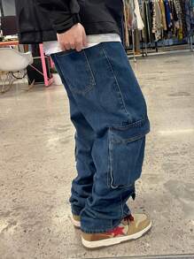 Claim Dot Men's Utility Pocket Casual Cargo Wide Leg Jeans - Medium Wash - View 3