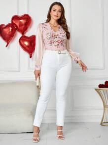 SHEIN Clasi Große Größen Mesh Patchwork Blumen Spitze V-Ausschnitt Lässig Bluse Valentinstag - Verschiedenfarbig - Übersicht 6