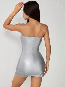 SHEIN PETITE 青春街头音乐节酒红色pu抹胸紧身超短女装 - 銀色 - 查看 2