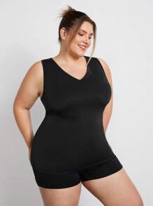 SHEIN CURVE+ Plus Size Solid Color Sleeveless Slim Fit Top, Elastic Shape Top - Black - View 5