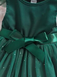 SHEIN 女婴优雅而奢华的女婴飘逸闪光点缀绿色连衣裙，春夏 - 墨綠色 - 查看 6