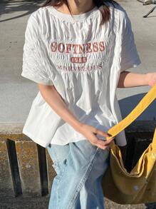 FRIFUL Damen T-Shirt mit Buchstaben-Muster und Raffung Design, lässiges Sommer Top, süße Oberteile, bedrucktes T-Shirt