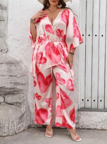 SHEIN VCAY Plus Size Vacation Satin Shine Fabric Heart Print No-Button Open-Front Top And Pants Two-Piece Set.Valentine - Multicolor - View 3