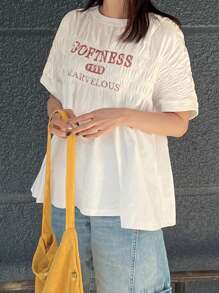 FRIFUL Damen T-Shirt mit Buchstaben-Muster und Raffung Design, lässiges Sommer Top, süße Oberteile, bedrucktes T-Shirt