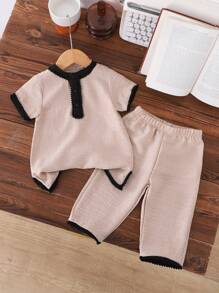 SHEIN Conjunto de niño bebé con camisa de manga larga y corta en el Ramadán, con pantalones largos, con encaje en el cuello, mangas y dobladillo, apto para todas las ocasiones en primavera y verano - Multicolor - Ver 1