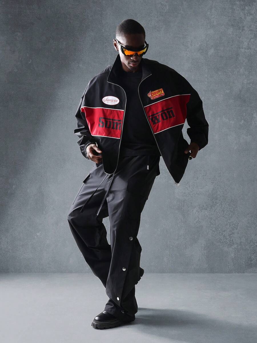 SUMWON Nylon Flare Fit Cargo Pants With Snap Details, Streetwear Athletic Technical Pants, Urban Style Workwear Bottoms, Utility Performance Pants