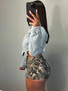 Flap Pocket Curved Hem Denim Jacket - Light Wash - View 6