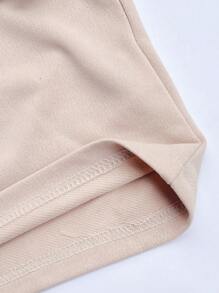 Manfinity EMRG Camiseta de manga corta con cuello redondo y estampado de personajes de moda para hombres, marca de moda para hombre con tocado de estilo hip-hop, ropa de primavera y verano, regalo para el novio - Caqui - Ver 5