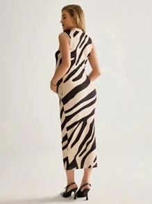 MaterniWear Maternity Crew Neck Sleeveless Detailed Pattern Casual Fitted Dress