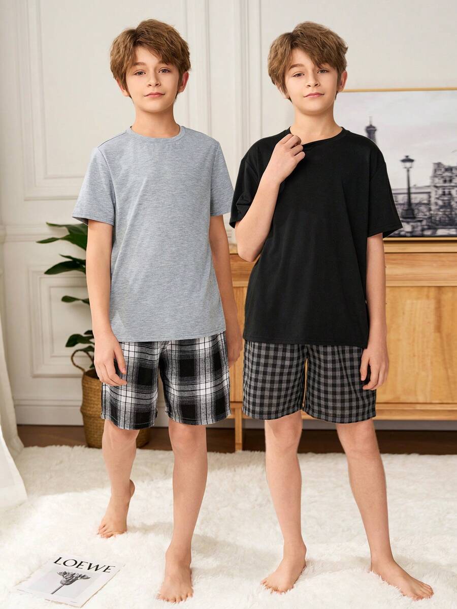 SHEIN Tween Boy 4pcs Set Minimalist Casual Round Neck Short Sleeve T-Shirt & Plaid Shorts Pajamas, Loose & Comfortable - Black and White - View 1
