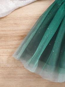 SHEIN 女婴优雅而奢华的女婴飘逸闪光点缀绿色连衣裙，春夏 - 墨綠色 - 查看 7