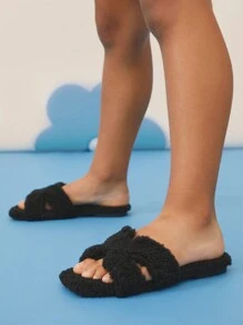 Mini mi All-Time Bestseller Girls' Soft Cozy Warm Plush Luxe-Inspired Harness Cutout Open Toe Fleece Black Slide Slippers